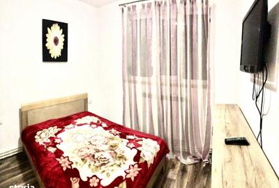 Apartament cu 2 camere decomandat în Micro 20 - 1