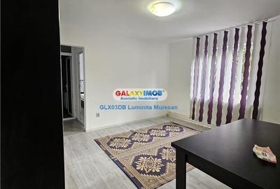 Apartament cu 2 camere semidecomandat, mobilat în Micro 6 - 12