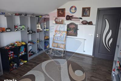 Casă cu 4 camere cu Teren 1475 Mp în Sarasău - 16