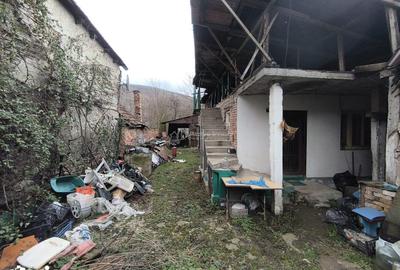 Casă cu 1 camere cu Teren 597 Mp în Central - 1