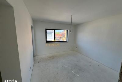Casă cu 4 camere cu Teren 360 Mp în Valea Borcutului - 1