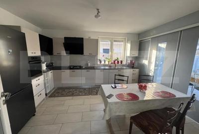 Casă cu 3 camere cu Teren 600 Mp în Central - 2