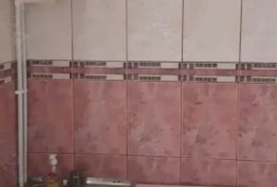 Garsonieră semidecomandată în CET - 4