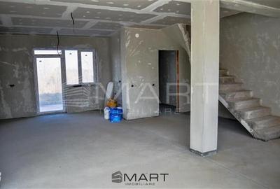 Casă cu 4 camere cu Canalizare în Șura Mică - 1