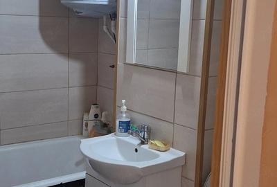 Apartament cu 2 camere decomandat în Crihala