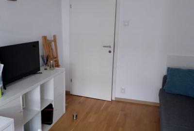 Apartament cu 3 camere decomandat în Tineretului