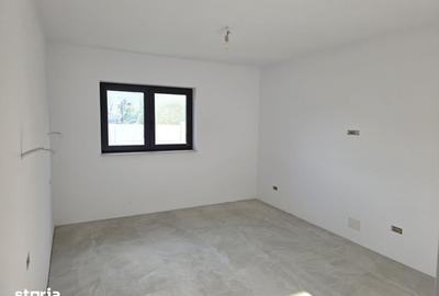 Casă cu 2 camere cu Teren 450 Mp în Cetate - 4