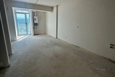 Apartament cu 3 camere semidecomandat în Florești - 4
