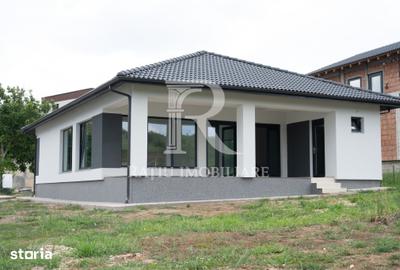 Casă cu 4 camere cu Teren 750 Mp în Paleu