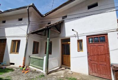Casă cu Teren 67 Mp în Central - 3