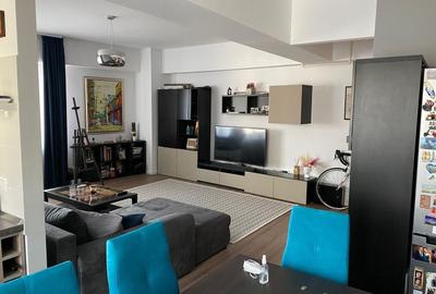 Apartament cu 2 camere semidecomandat, mobilat în Timpuri Noi