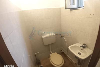 Spațiu comercial, de 65 mp, în Central