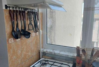 Apartament cu 2 camere decomandat, mobilat în E3 - 10