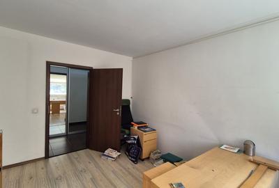 Apartament cu 3 camere decomandat, mobilat în Militari - 12