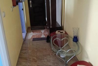 Apartament cu 4 camere nedecomandat în Central - 1