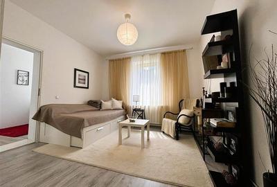 Apartament cu 2 camere decomandat, mobilat în Ultracentral