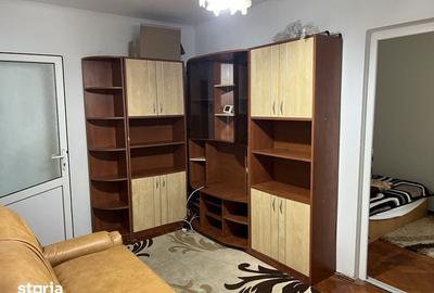 Apartament cu 2 camere semidecomandat în Progresul