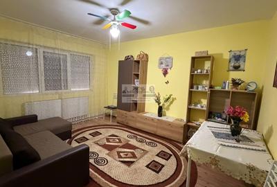 Apartament cu 2 camere decomandat, mobilat în Est