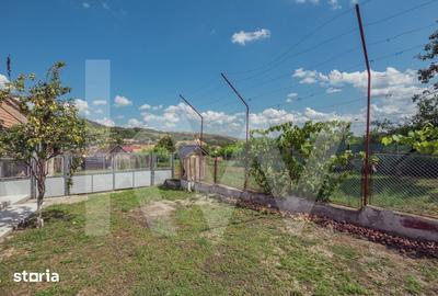 Casă cu 4 camere cu Teren 1132 Mp în Loamneș - 2