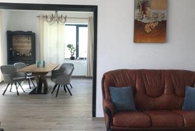 Casă cu Teren 670 Mp în Central
