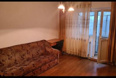 Apartament cu 2 camere semidecomandat în Complex Studențesc - 1