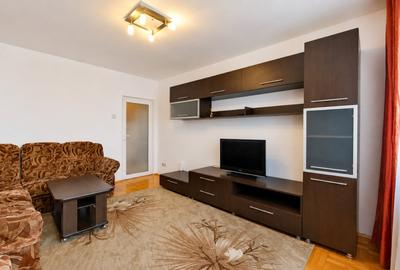 Apartament cu 2 camere decomandat, mobilat în Podgoria