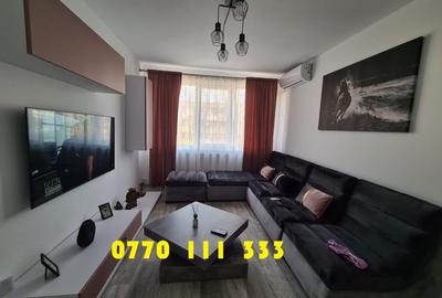 Apartament cu 3 camere semidecomandat, mobilat în Hipodrom