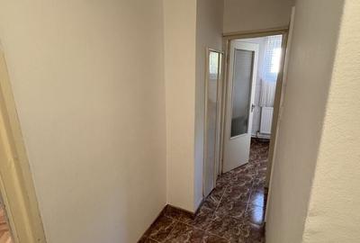 Garsonieră decomandată în Cetate - 6