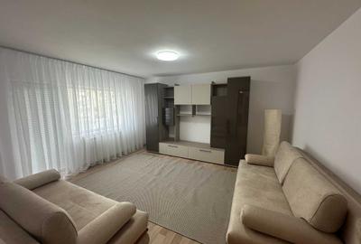 Apartament cu 2 camere decomandat în Vitan