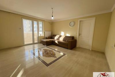 Apartament cu 3 camere decomandat în Ampoi 1