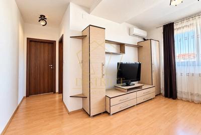 Apartament cu 2 camere decomandat în Girocului