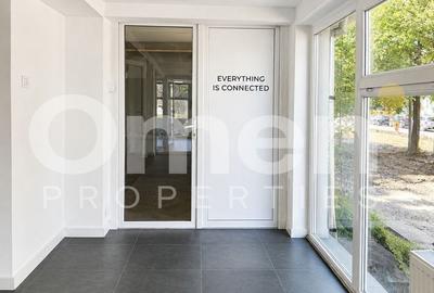 Spațiu comercial, de 80 mp, în Central