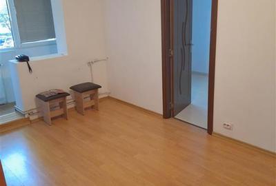 Apartament cu 3 camere semidecomandat în Dacia - 20