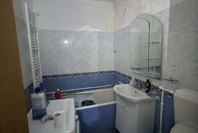 Apartament cu 2 camere, mobilat în Central