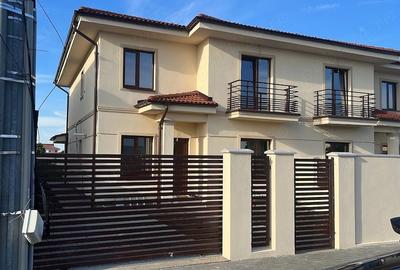Casă cu Teren 857 Mp în Dumbrăvița - 1