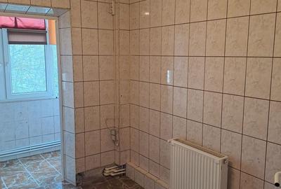 Apartament cu 2 camere decomandat în Sud
