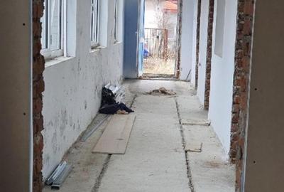 Casă individuală cu 4 camere cu Canalizare în Dragodana - 5