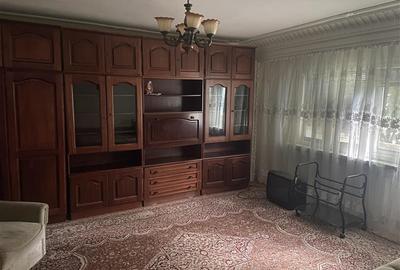 Apartament cu 3 camere decomandat, mobilat în Central - 2