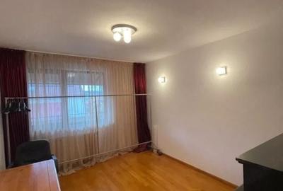 Apartament cu 3 camere decomandat în Andrei Mureșanu - 5