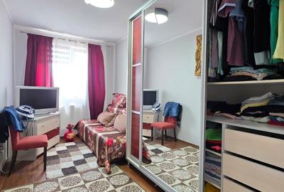 Apartament cu 4 camere decomandat în Far - 16