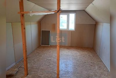 Casă cu 2 camere cu Garaj în Braniștea - 8