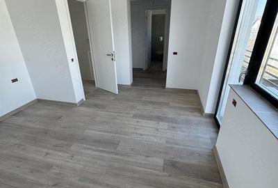 Casă cu 6 camere cu Teren 467 Mp în Ștefănești - 1