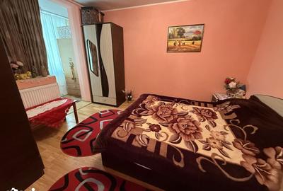 Apartament cu 2 camere semidecomandat în Micro 19 - 2