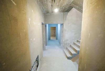 Casă cu 8 camere cu Canalizare în Romanești - 10