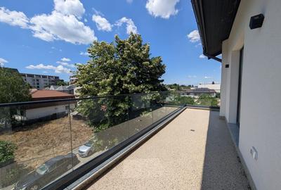 Apartament cu 3 camere decomandat în Băneasa - 12