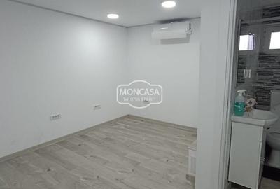 Spațiu comercial, de 20 mp, în Central