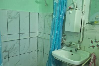 Casă cu 2 camere cu Teren 50 Mp în Drăgășani