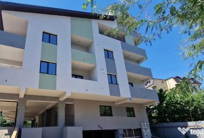 Apartament cu 2 camere decomandat în Păcii