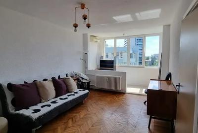 Apartament cu 2 camere decomandat, mobilat în Arcul de Triumf