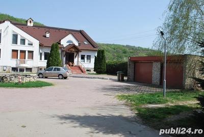 Casă în Topoloveni - 8